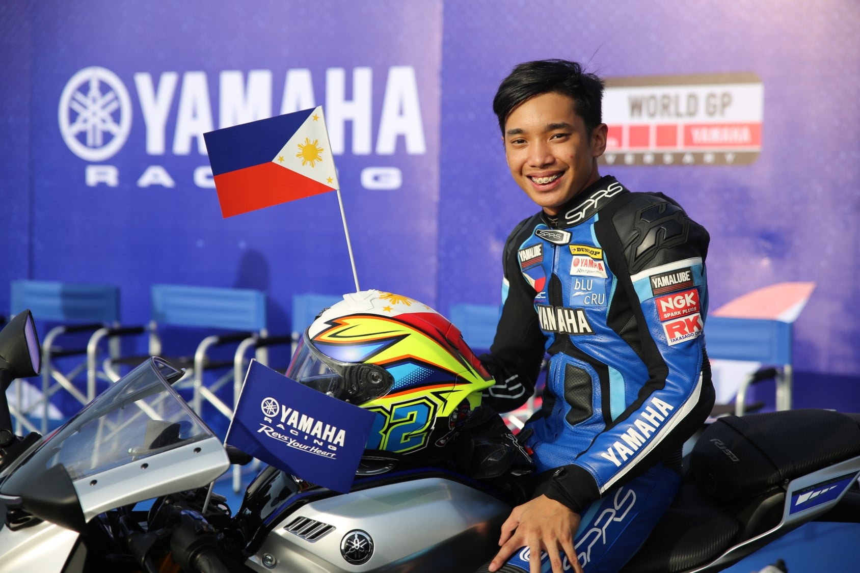 Time to Race your Flag Filipino Race Fans! (Catch the whole story and ...